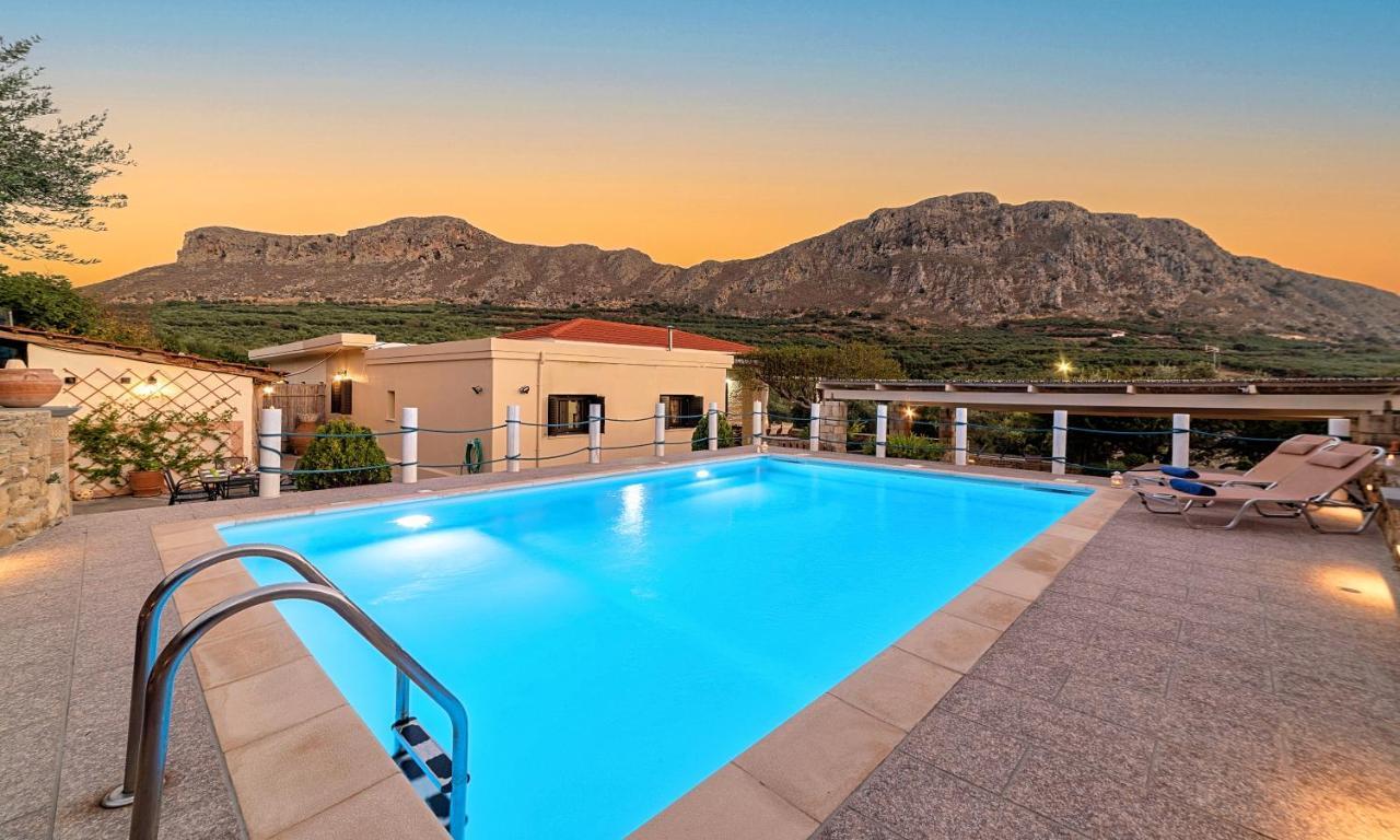 Cretan Kera Villa Heated Pool Ngoại thất bức ảnh
